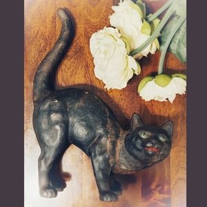 Cast iron kitty cat